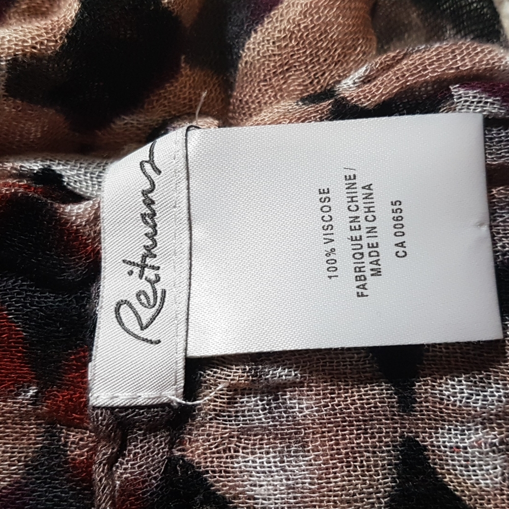 ⭐3/$20⭐ Patterned scarf - Picture 4 of 6